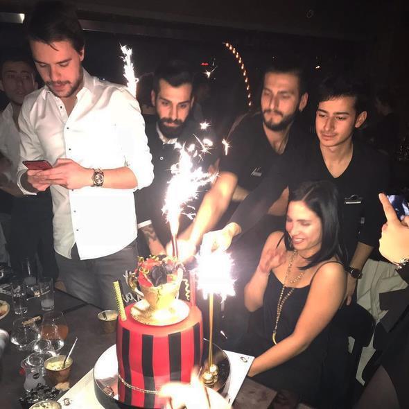 Zehra Çilingiroğlu sevgilisi Eray Ölçüm ile ilk kez görüntülendi