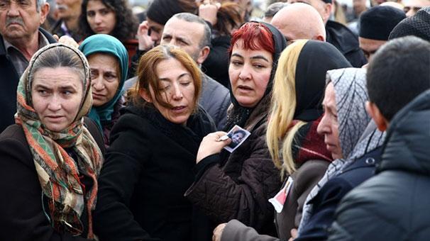 Ankaradaki saldırıda ölenlere gözyaşlarıyla uğurlama