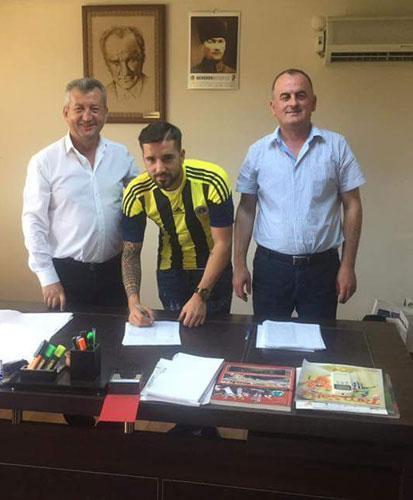 Tayfun Pektürk, Karşıyakada kaldı