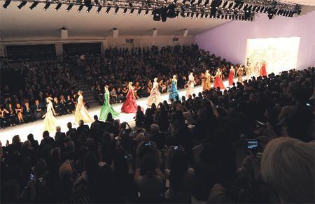 BİZİM MODA  HAFTASINDAN  HABERLER
