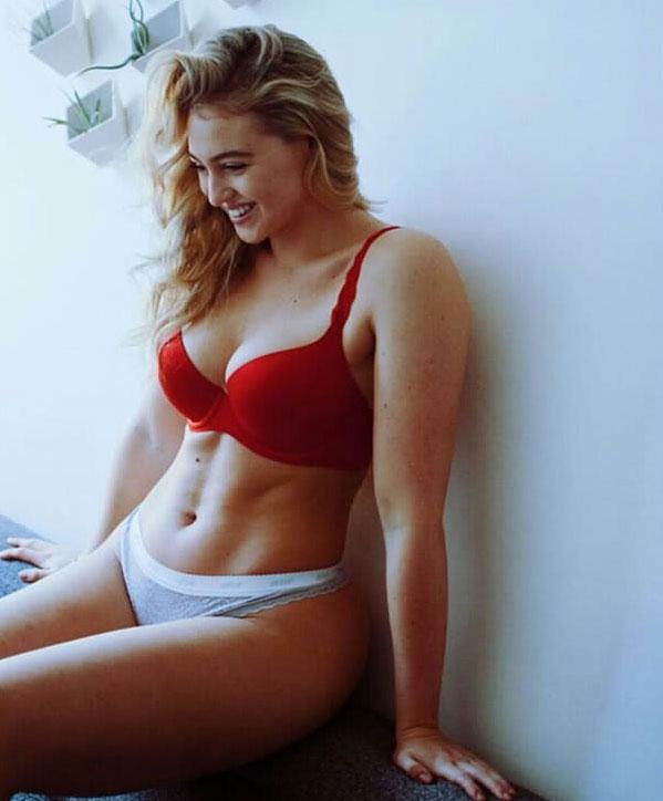 Irkutskdagi yashirin uy qurilishi pornosi, yashirin kamera tasvirlari Ivanovoda qiz bilan jinsiy aloqa