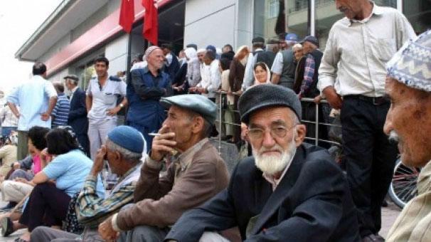 Ne zaman emekli olurum? Emeklilik yaşi hesaplama!