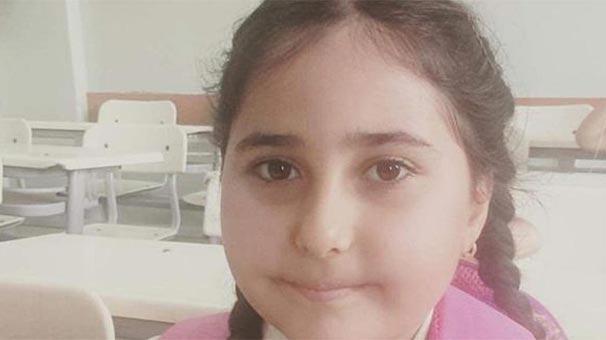 Ünlü gazeteci küçük kızının tabutunu gözyaşları içinde taşıdı