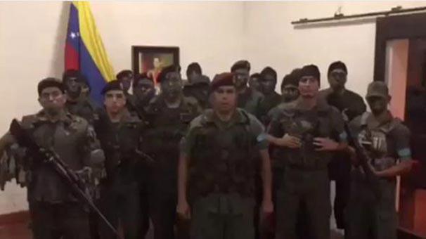 Venezuelada darbe girişimi Maduroya karşı ayaklandılar...