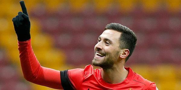 Galatasaray transfere doymuyor 11 Ağustos transfer haberleri