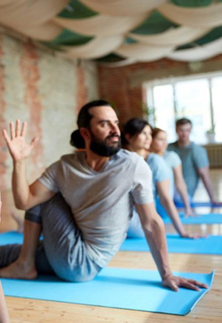 Yarım Balık Kralı Pozu