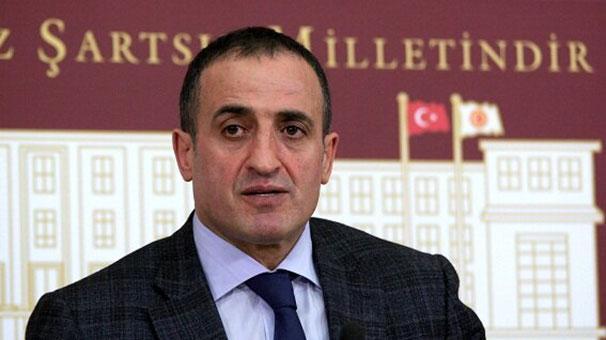 MHPli İsmet Büyükatamandan yeni KHKyı eleştiren Atila Kayaya sert sözler