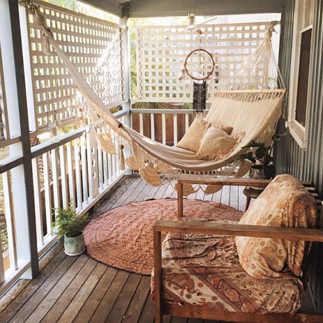 Konforlu balkon dekorasyonu önerileri