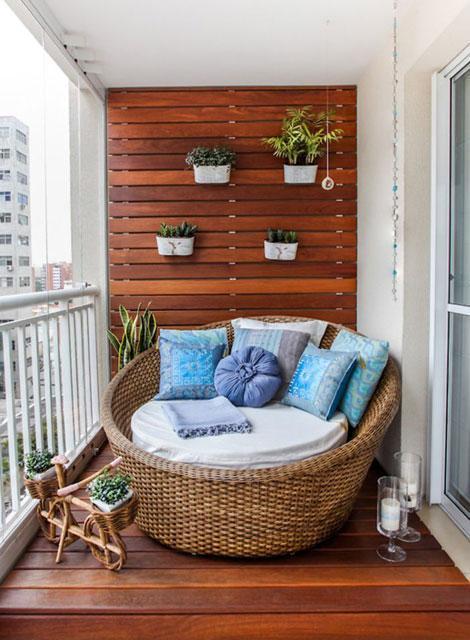 Konforlu balkon dekorasyonu önerileri