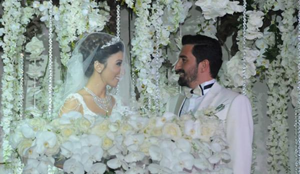 Gülşen nikah şahidi oldu