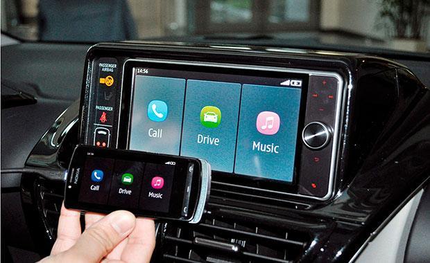 Otomobile telefonla bağlanmak riskli mi