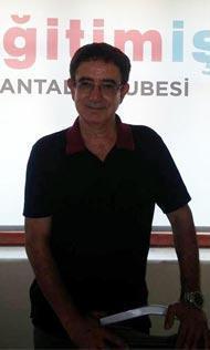 35 yıllık öğretmeni emekli eden görüntü