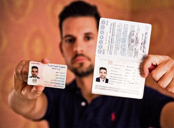 Son dakika... Katil sürüsü Türkiye sınırında Ellerinde 11 bin 500 boş pasaport var