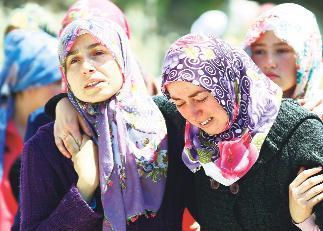 Yalan dünya fotoğrafları