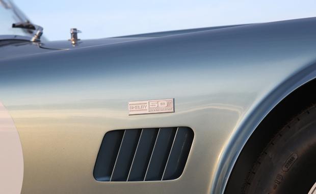 50. yıla özel Shelby Cobra