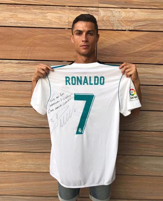 Ronaldo, Santiagonun ailesinin acısını paylaştı