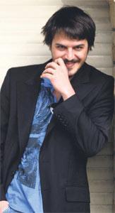 Mehmet Günsür tesadüfleri sever