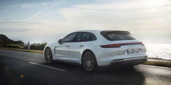 Porschenin yüksek beygir gücü ve uzun ismiyle dikkat çeken yeni elektrikli aracıyla tanışın