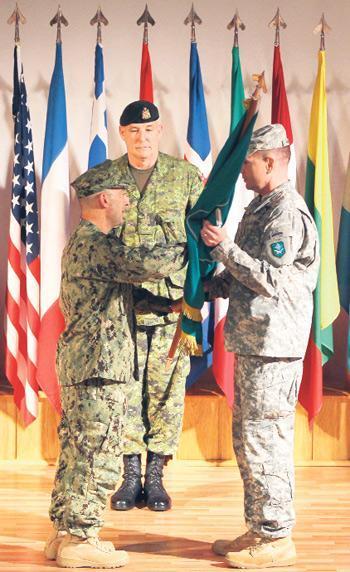 NATO’nun kara komutası İzmir’de