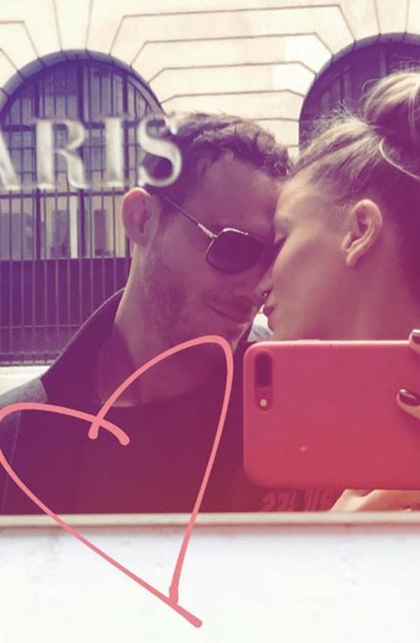 Serenay Sarıkaya ile Kerem Bürsinden aşk paylaşımı