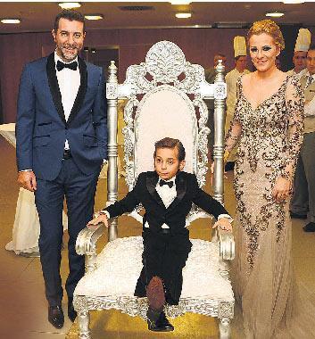 ‘KÜÇÜK AĞA’NIN SÜNNET SALTANATI