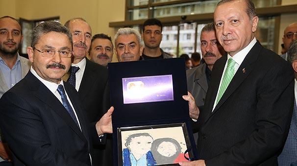 Turkcell’in inşa ettiği Sâmiha Ayverdi Anadolu Lisesini Cumhurbaşkanı açtı