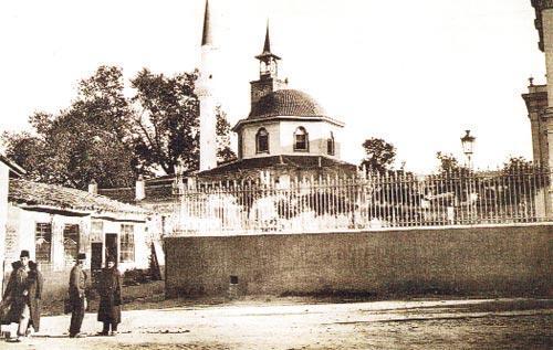 100 yıl önce 100 yıl sonra Balkanlar - Yedikule’den Beyaz Kule’ye Osmanlı anıtları