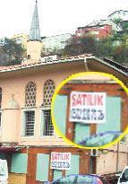 Boğaziçi’nde satılık cami dükkânları