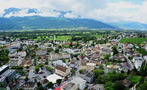 Gezmesi üç saat süren ülke: Liechtenstein