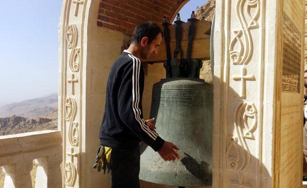 Türkiyenin en büyük kilise çanı Nusaybinde
