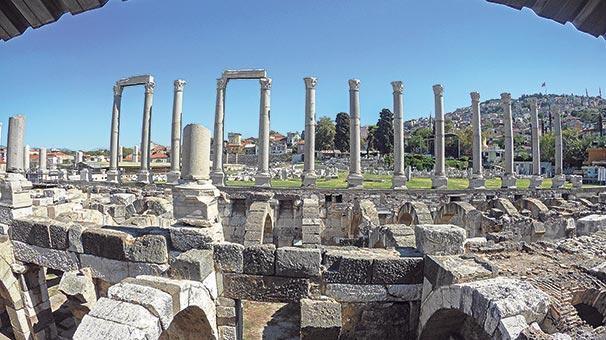 İzmir’in tarihine  bir adım daha yakın