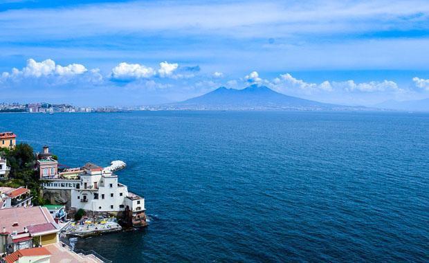 Dünyanın en eski üçüncü kenti: Napoli