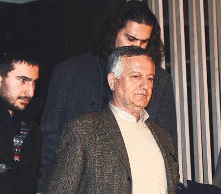 “Bir’li zirve”ye operasyon dalgası
