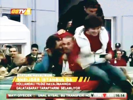 ‘Sneijder gelmiş doğru mu Samet’