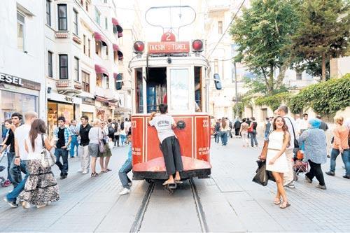 Beyoğlu’nda hâlâ umut var