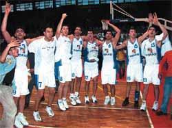 Krizzede Tofaştan son saniye basketi