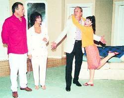 Kimin eli kimin cebinde