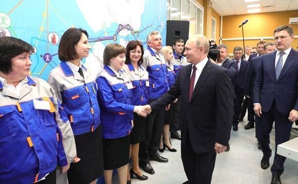 Putin, Cumhurbaşkanı Erdoğanı Kırımdaki cami açılışına davet etti
