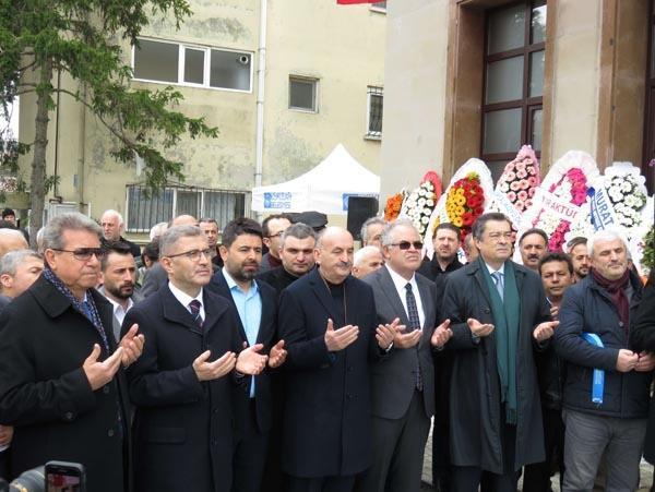 Üsküdarda Ahmet Çetinsaya Camii ibadete açıldı