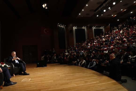 Binali Yıldırım Şansımızı deneyelim diyerek konuşma sırasında Cumhurbaşkanı Erdoğanı aradı