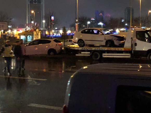 Son dakika | İstanbulda 11 araç birbirine girdi Ölü ve yaralılar var...