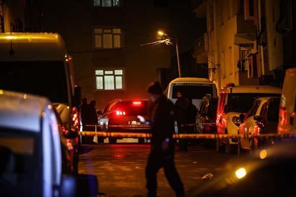 İstanbulda dehşet Boşandığı eşi ve 2 kayınbiraderine kurşun yağdırdı