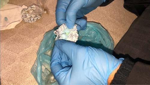 Polis  9 yaşındaki çocuğu bu işe alet ediyorsun  diye isyan etti