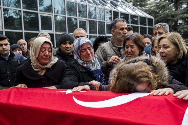 Ceren Damar Şenel için gözyaşları sel oldu