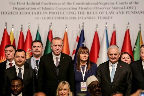 Cumhurbaşkanı Erdoğan: Fıratın doğusunu huzura kavuşturmakta kararlıyız