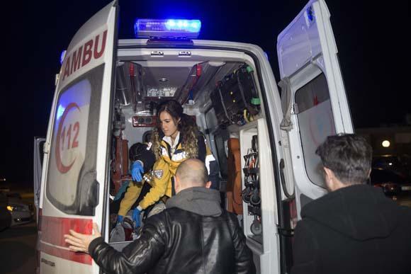 Son dakika: Ankarada silahlı saldırı Siyah bir otomobil ile gelip taradılar...