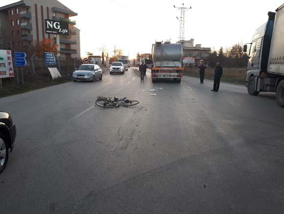 Son dakika: Kan donduran kaza Bisikletin üzerindeki 3 çocuğa...