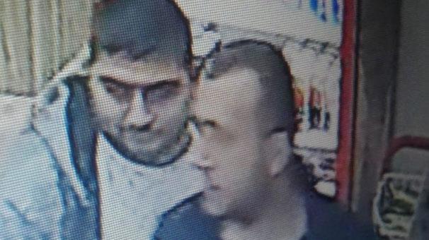Kemer ve sopalarla saldırıp kafatasını parçaladılar