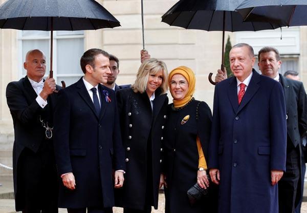 Cumhurbaşkanı Erdoğan Pariste... Liderler böyle yürüdü
