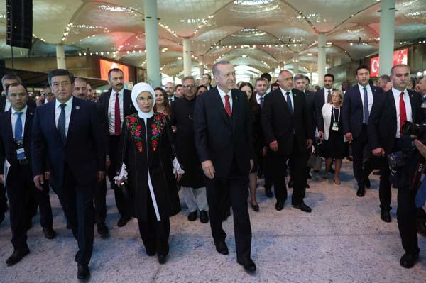 Son dakika... Cumhurbaşkanı Erdoğan, yeni havalimanının ismini açıkladı